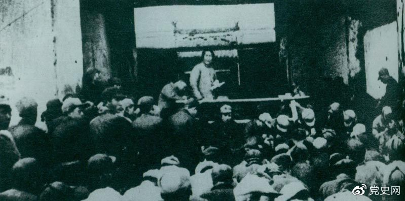 1935年12月27日，毛澤東在陜北瓦窯堡黨的活動分子會議上作《論反對日本帝國主義的策略》報告。
